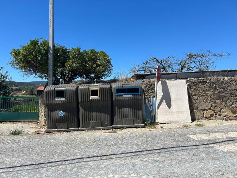 RECOLHA DE MONSTROS DOM&Eacute;STICOS